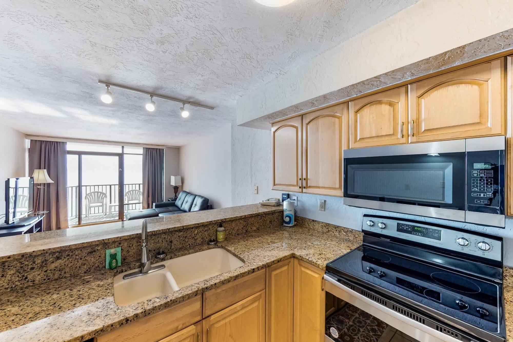 Ocean Park Resort - Oceana Resorts Vacation Rentals Myrtle Beach Room photo